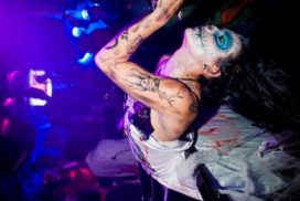Concepts de soirées clubbing artites performeurs cirque france zombies bain de sang